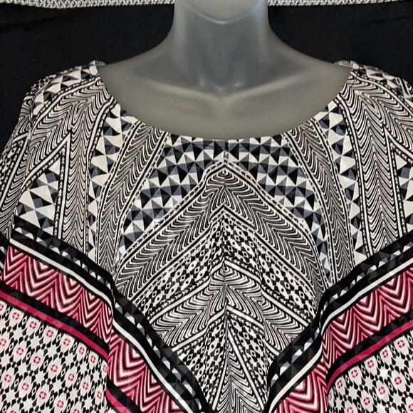 AB STUDIO WOMAN Drape collarTANK BLOUSE in Geo all over print size 0X NWT - Picture 3 of 10